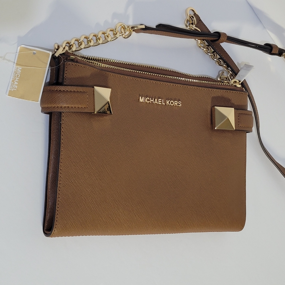 Micheal Kors Karla Crossbody - Picture 4 of 13